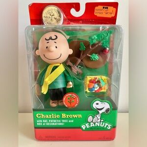 Peanuts by Schulz 60 Years Charlie Brown Christmas Figure Forever Fun Exclusive